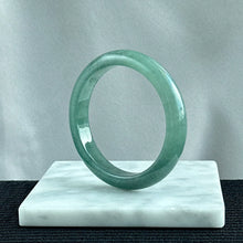 Load image into Gallery viewer, Emerald River Jadeite Bangle 56.7mm 翡翠潺潺