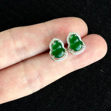 Load image into Gallery viewer, Twin Blossoms Jadeite Earring 双翠凝芳
