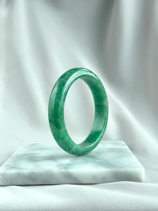 翡翠之春 Emerald Spring Jade Bangle 54.5mm