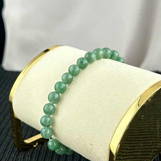 Pavilion of Leaves 7.0mm Jadeite Bracelet 青叶亭
