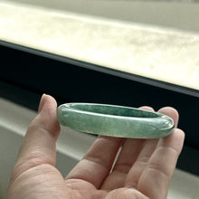 Load image into Gallery viewer, Emerald River Jadeite Bangle 56.7mm 翡翠潺潺