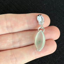 Load image into Gallery viewer, The Lake of Glass Jadeite Pendant 镜湖之心