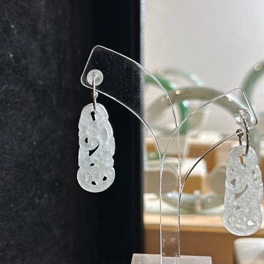 翠阁轻吟 Whispers of the Jade Pavilion