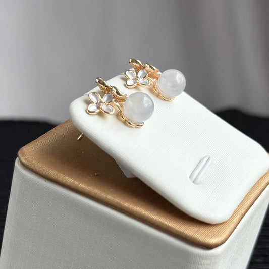 Moon-Kissed Bloom Jadeite Earrings 月吻花开