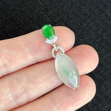Load image into Gallery viewer, The Lake of Glass Jadeite Pendant 镜湖之心