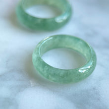 Load image into Gallery viewer, 62338 Light Green Type A Jadeite Ring