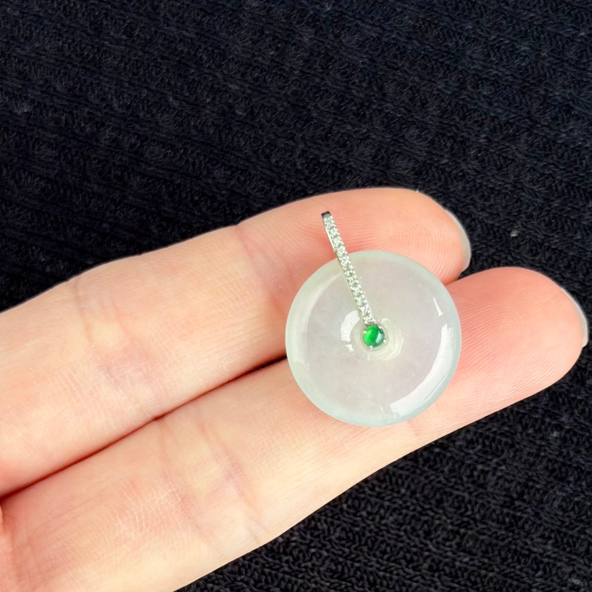 The Moon’s Heart Jadeite Pendant 月影心翠