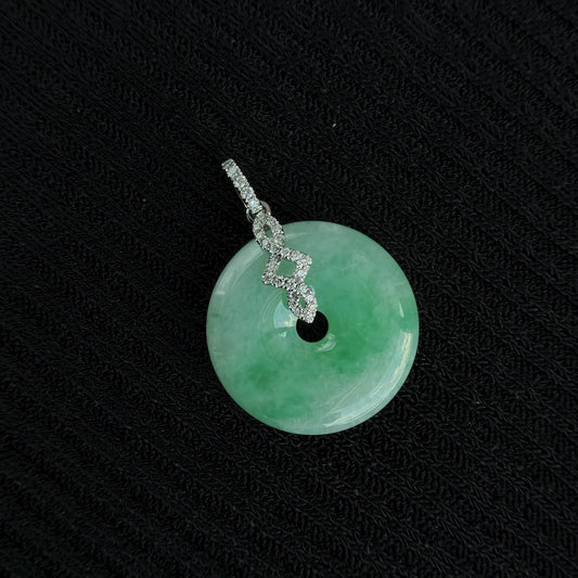 Bright Apple Green Jadeite Pendant 阳绿春晖