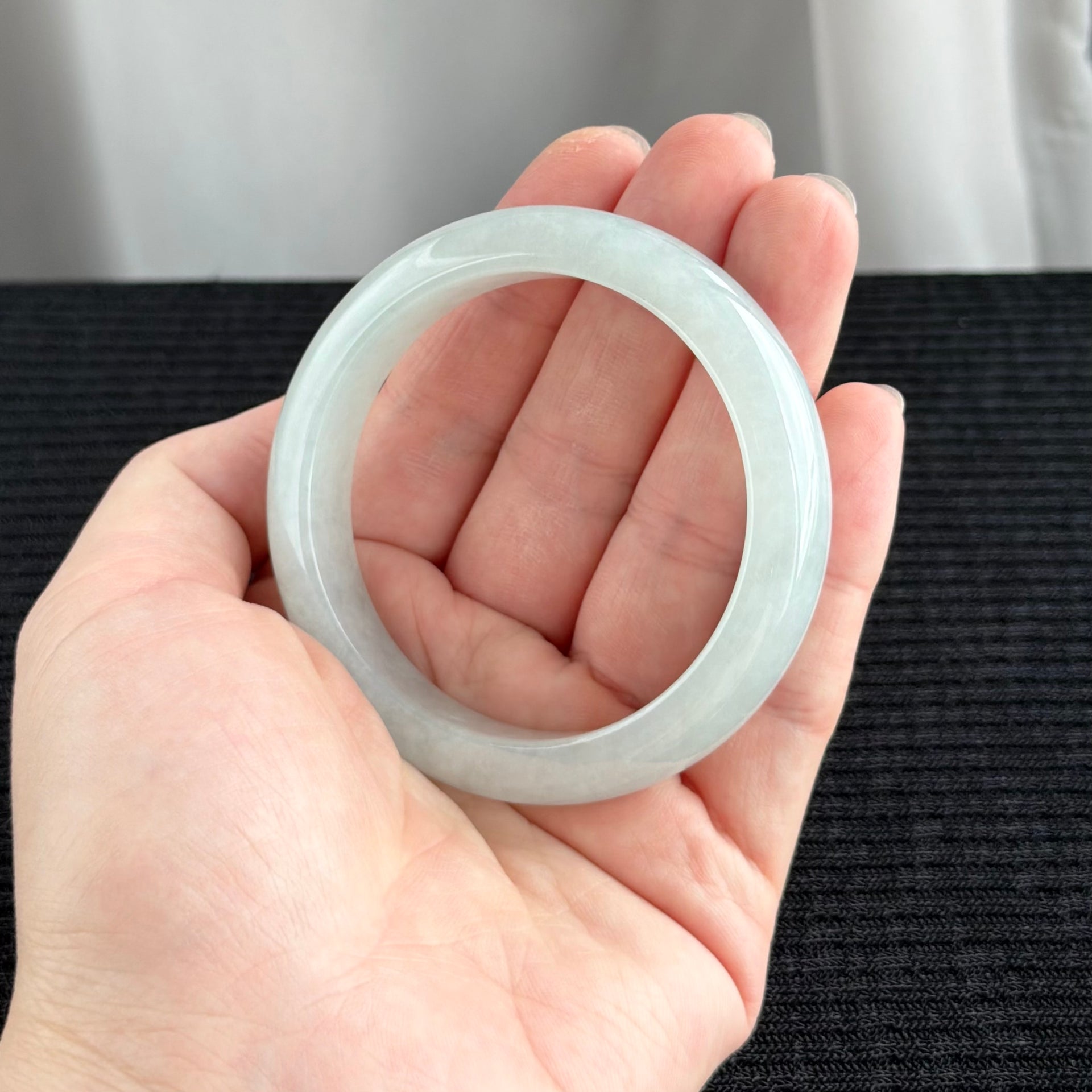 Winter Whisper Jadeite Bangle 55.9mm 冬曦轻语
