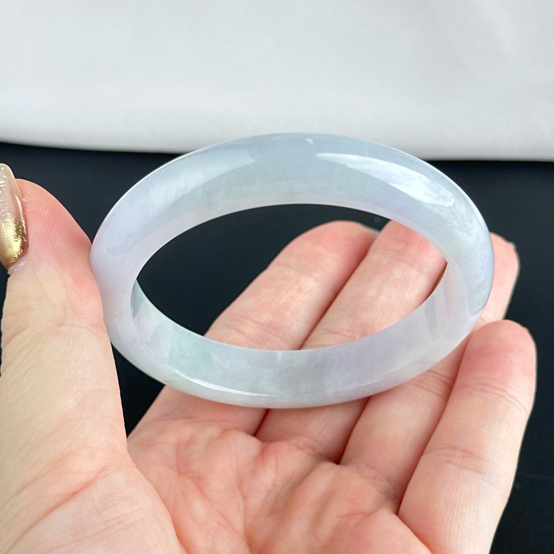 122057 56.7mm Translucent Lavender Purple with Green Florals Jadeite Bangle