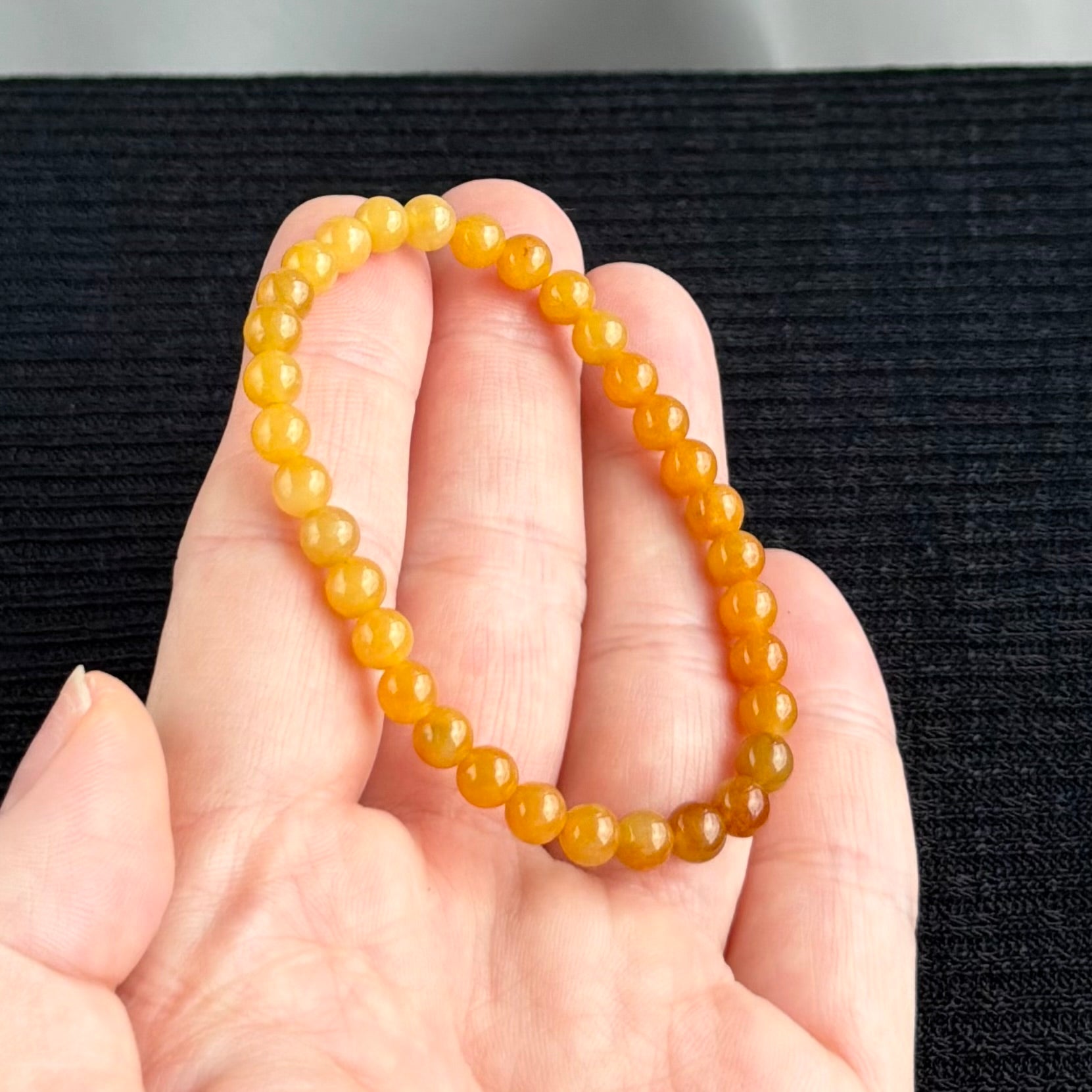 The Sunlit Nectar 5.4mm Jadeite Bracelet 朝阳蜜露