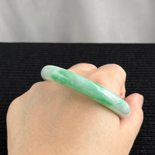 Load image into Gallery viewer, Celestial Silks Jadeite Bangle 54.5mm 天丝翠韵

