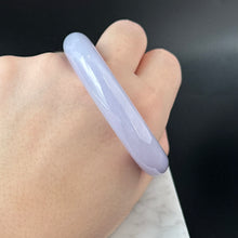 Load image into Gallery viewer, 61555 55.0mm Icy Furong Lavender Purple Jadeite Bangle
