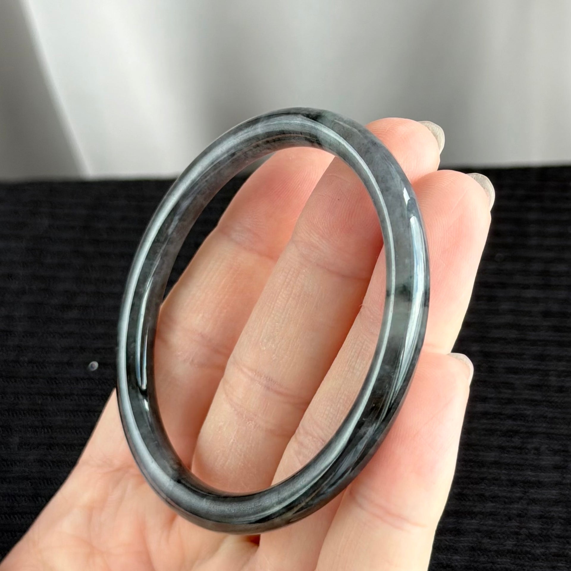 Ink Veil — Slim Jadeite Bangle 54.8mm 墨纱