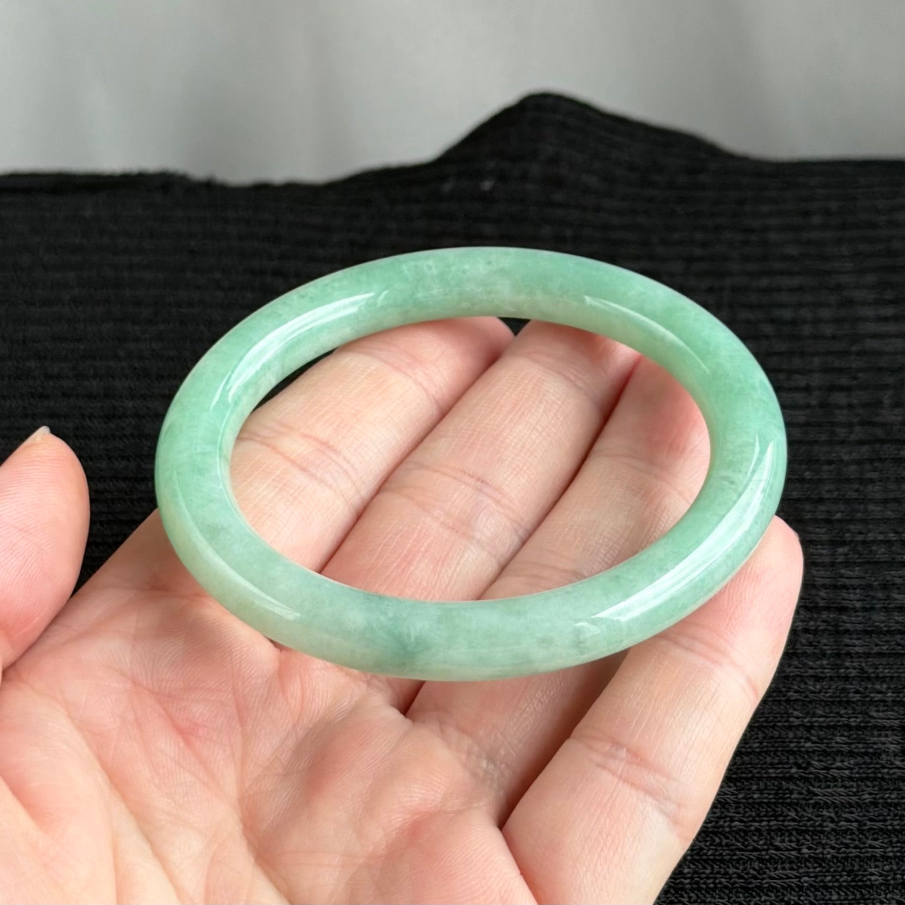 Aegean Sea Mist Jadeite Bangle 56.0mm 琴海轻雾