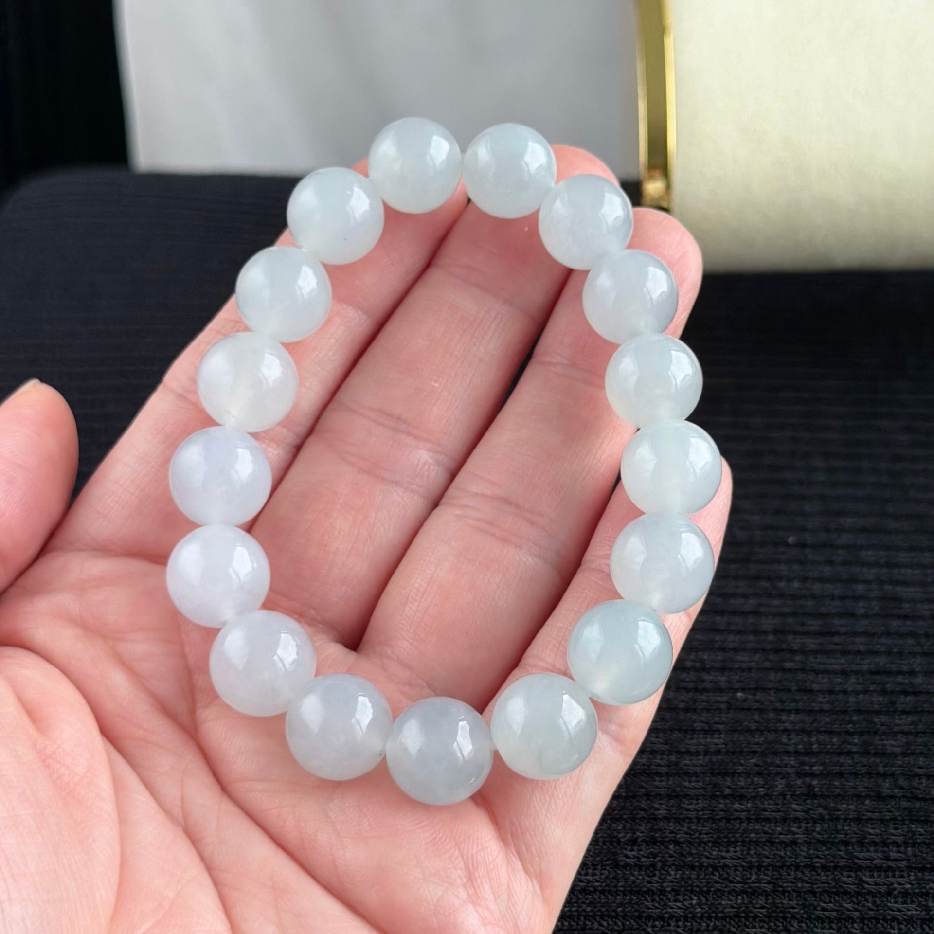 Lunar Drift 12.0mm Jadeite Bracelet 月澜浮光