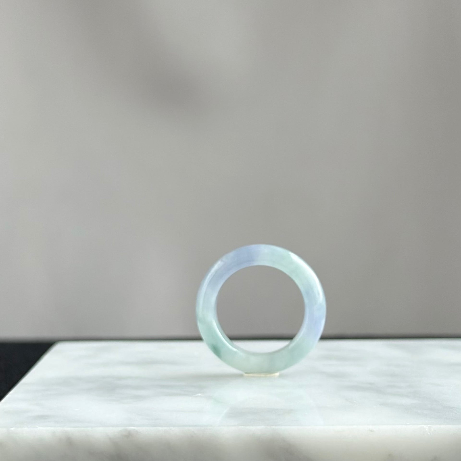 Twilight in the Orchard 17.0mm Jadeite Ring 春晓紫云