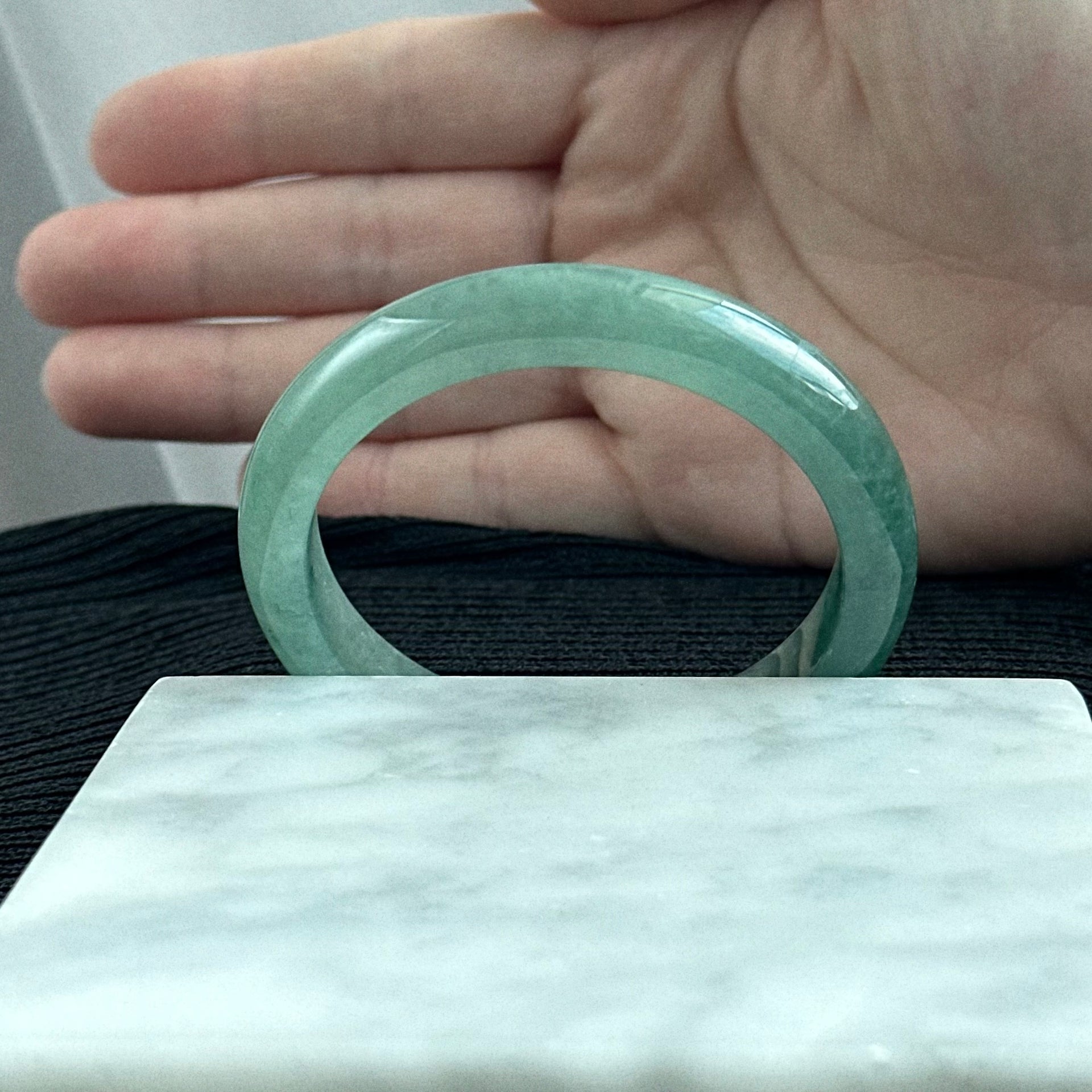 Emerald River Jadeite Bangle 56.7mm 翡翠潺潺