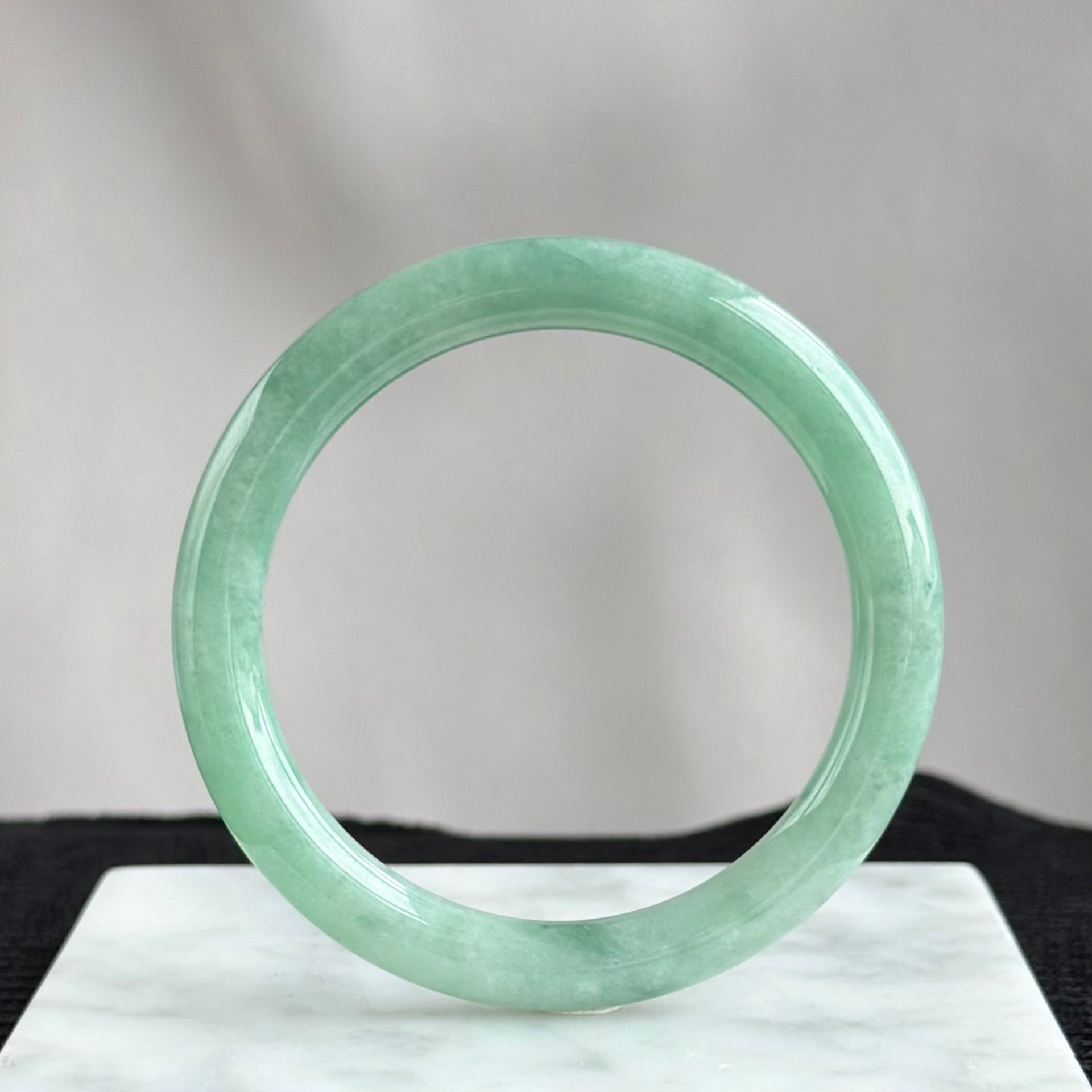 Aegean Sea Mist Jadeite Bangle 56.0mm 琴海轻雾