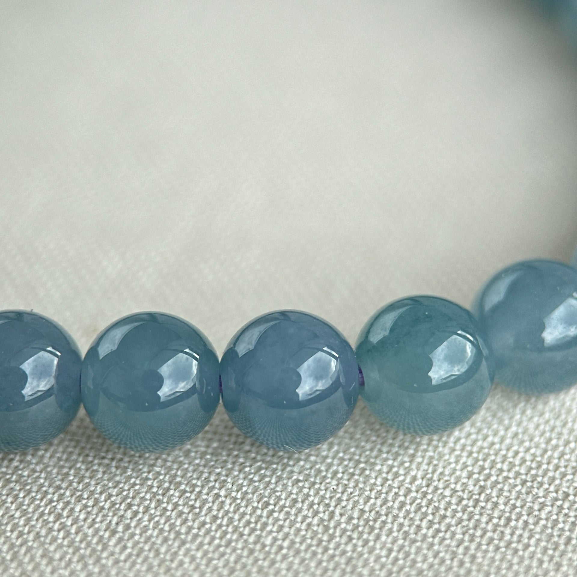 120188 Royal Blue Translucence Type A Jadeite Beaded Bracelet