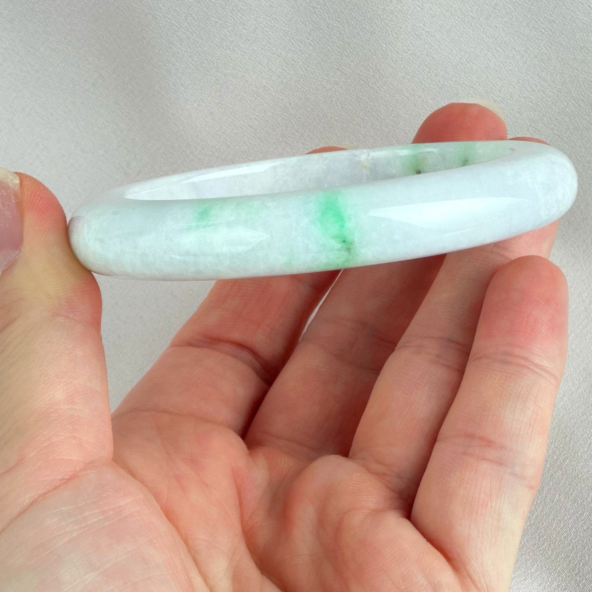 81761 60.6mm Colour of Spring Purple with Green Jadeite Bangle