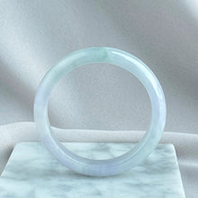 Load image into Gallery viewer, 122057 56.7mm Translucent Lavender Purple with Green Florals Jadeite Bangle
