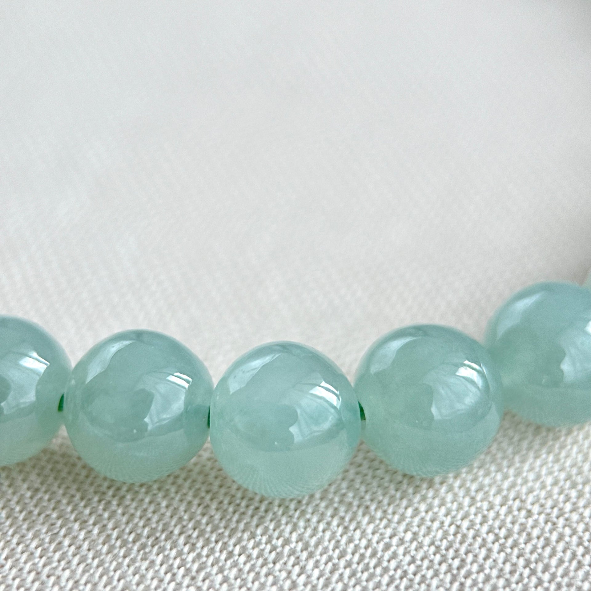 1214488  Aqua Mist Jade Bracelet