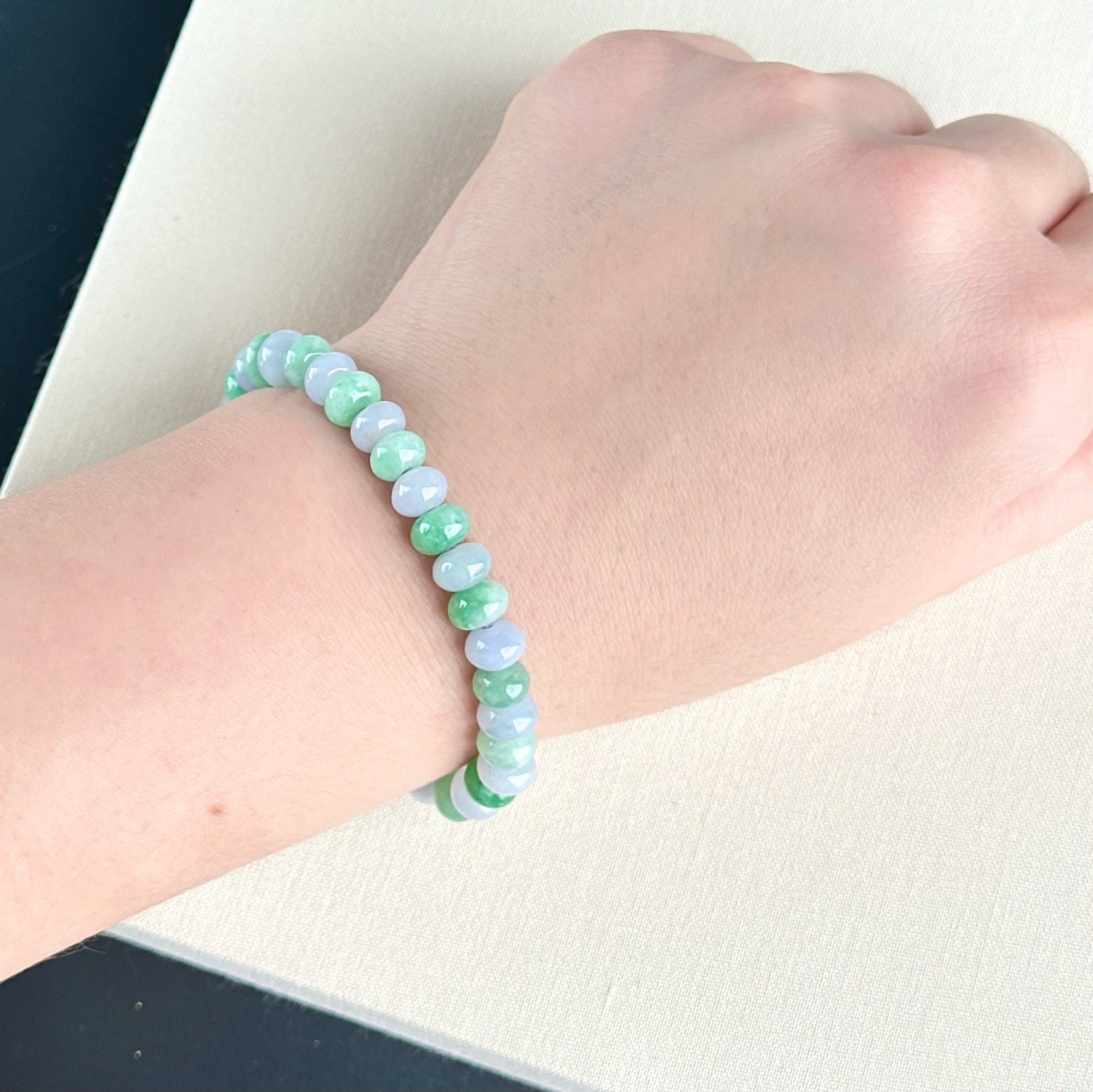 100233 Chun Cai 春彩 Type A Jadeite Beaded Bracelet