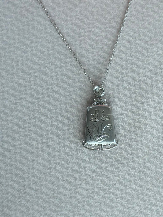 Empress's Emerald Jade Pendant 凤仪华彩