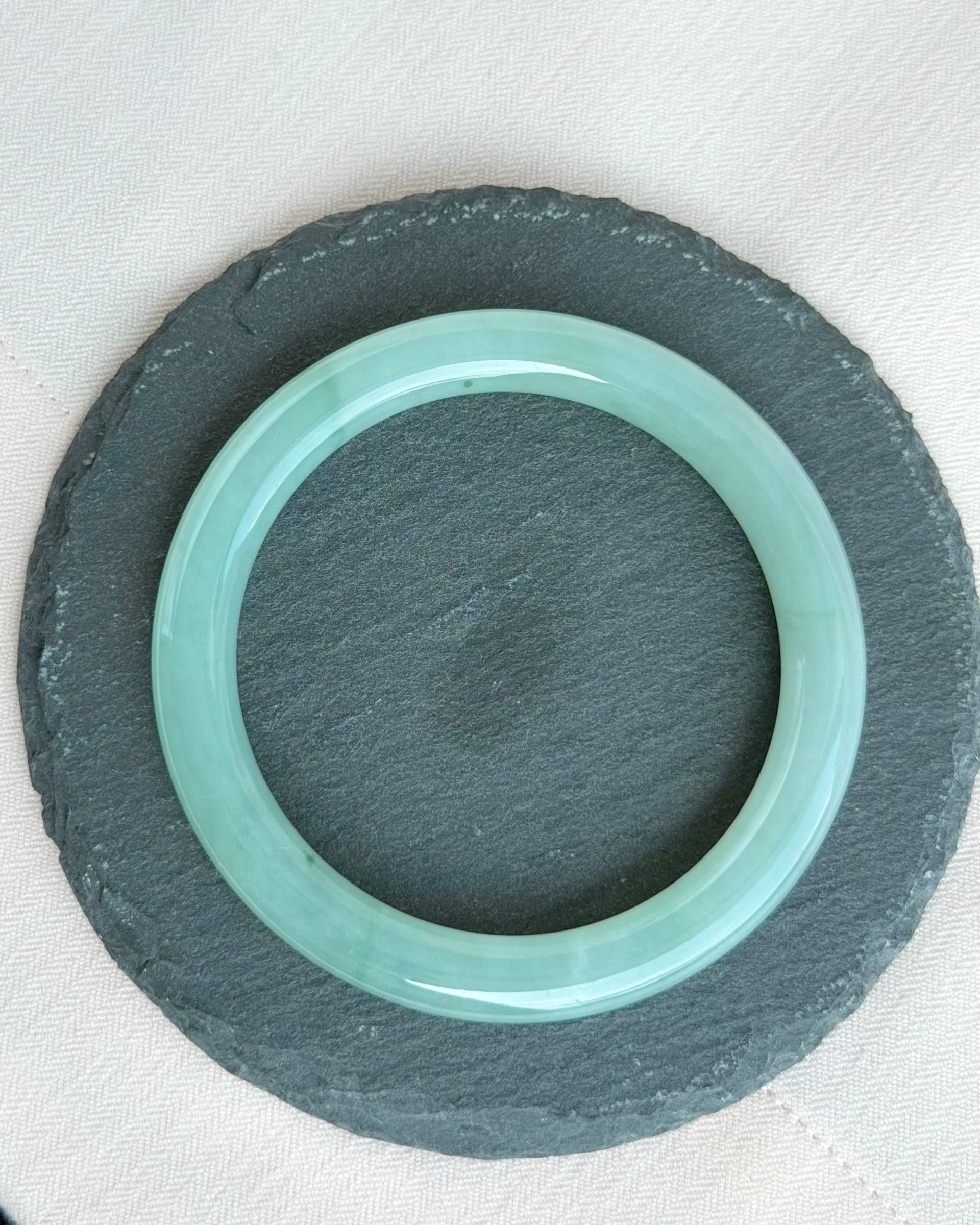 Mirror of the Sky 54.6mm Jadeite Bangle 天空之镜 (Preview)