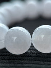 Load image into Gallery viewer, Lavender Frost 12.7mm Jadeite Bracelet 薰光霜影
