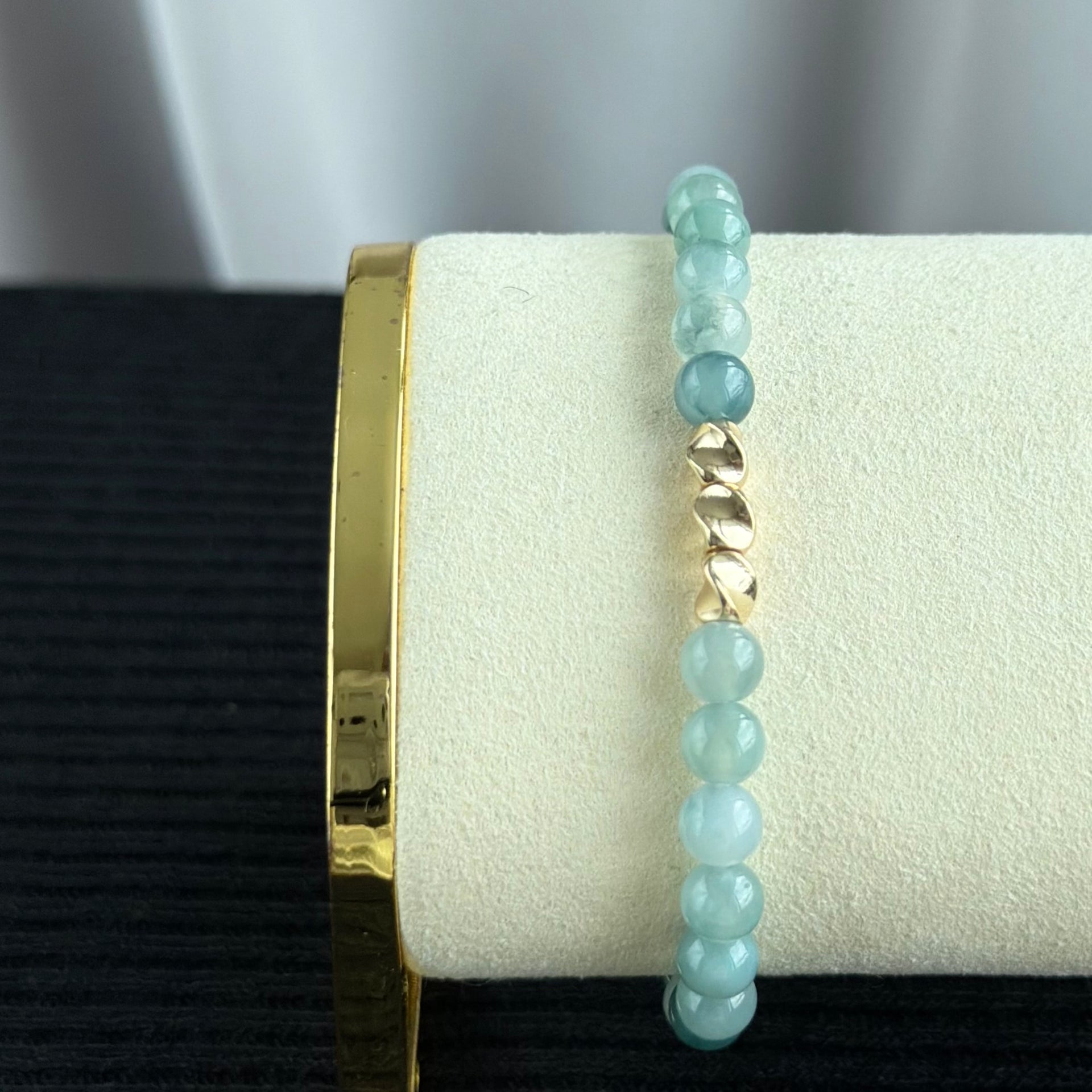 Mosswater Veil 6.0mm Jadeite Bracelet 青苔水纱