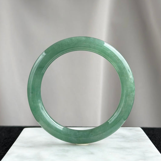 Misty Morning at the Bamboo Forest 56.0mm Jadeite Bangle 翠竹晨雾