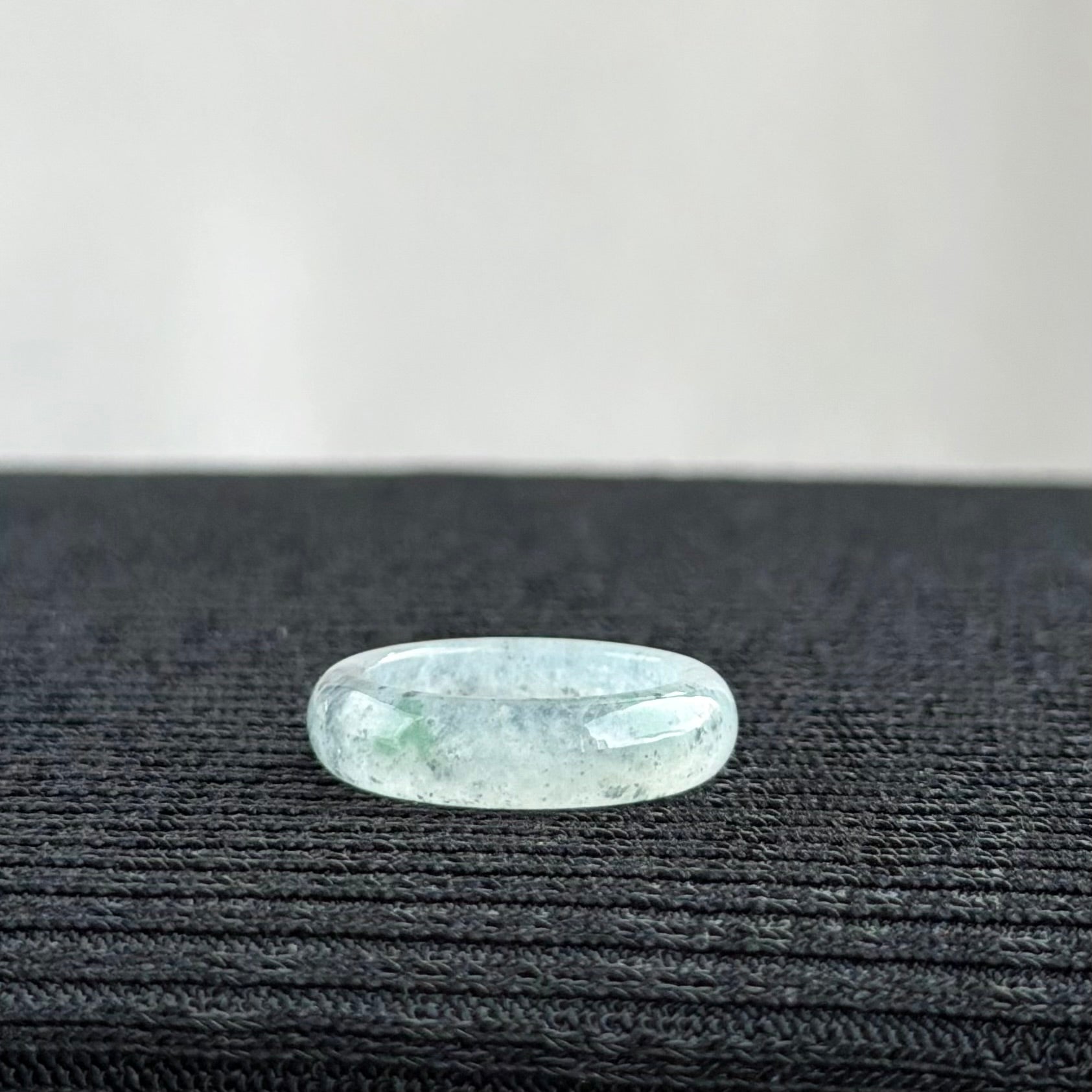 The Stardust Galaxy: Lunar Shadow 20.1mm Jadeite Ring 星辰流光