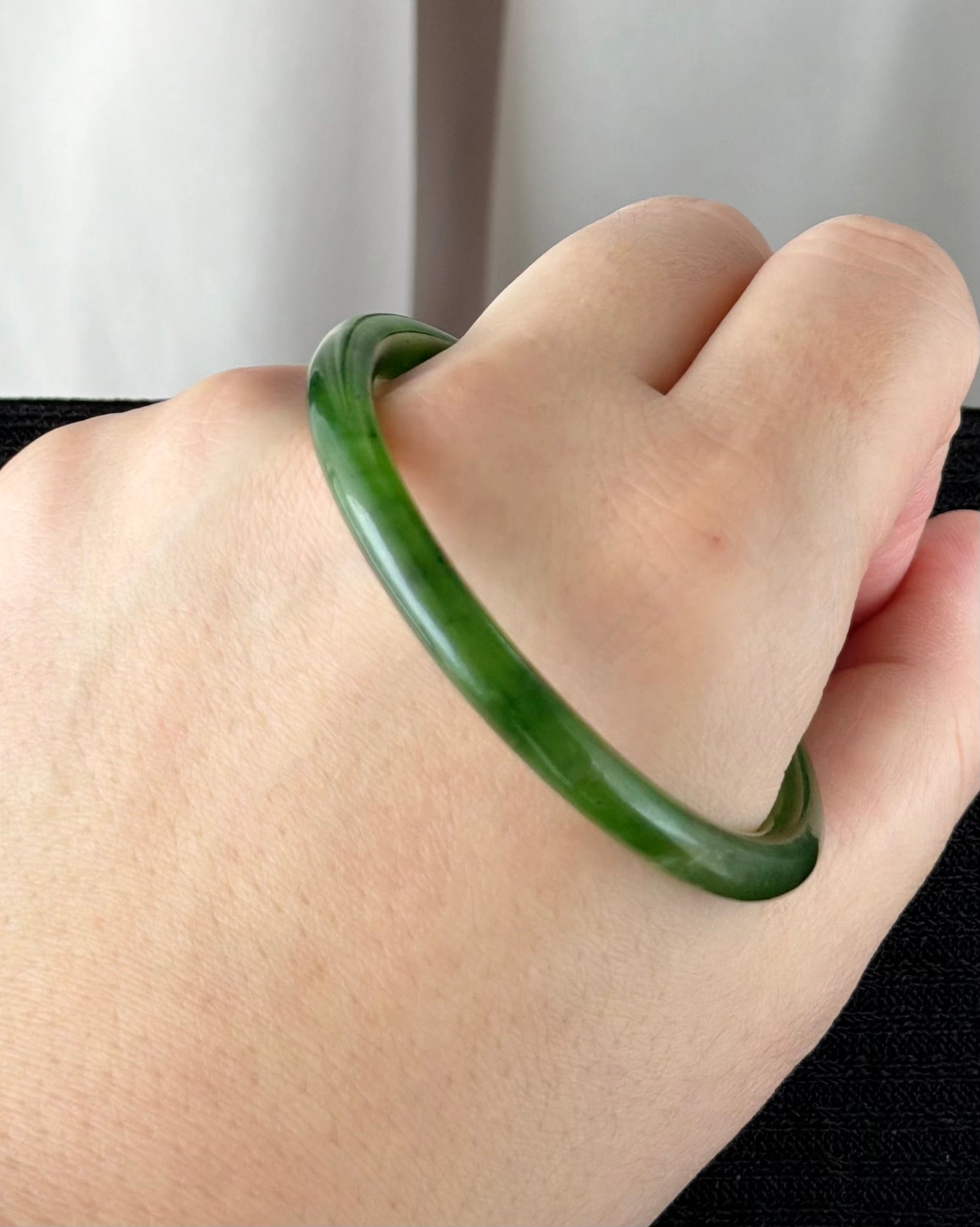 The Ancient Moss Garden 53.0mm Nephrite Bangle 古苑翠苔 (Preview)