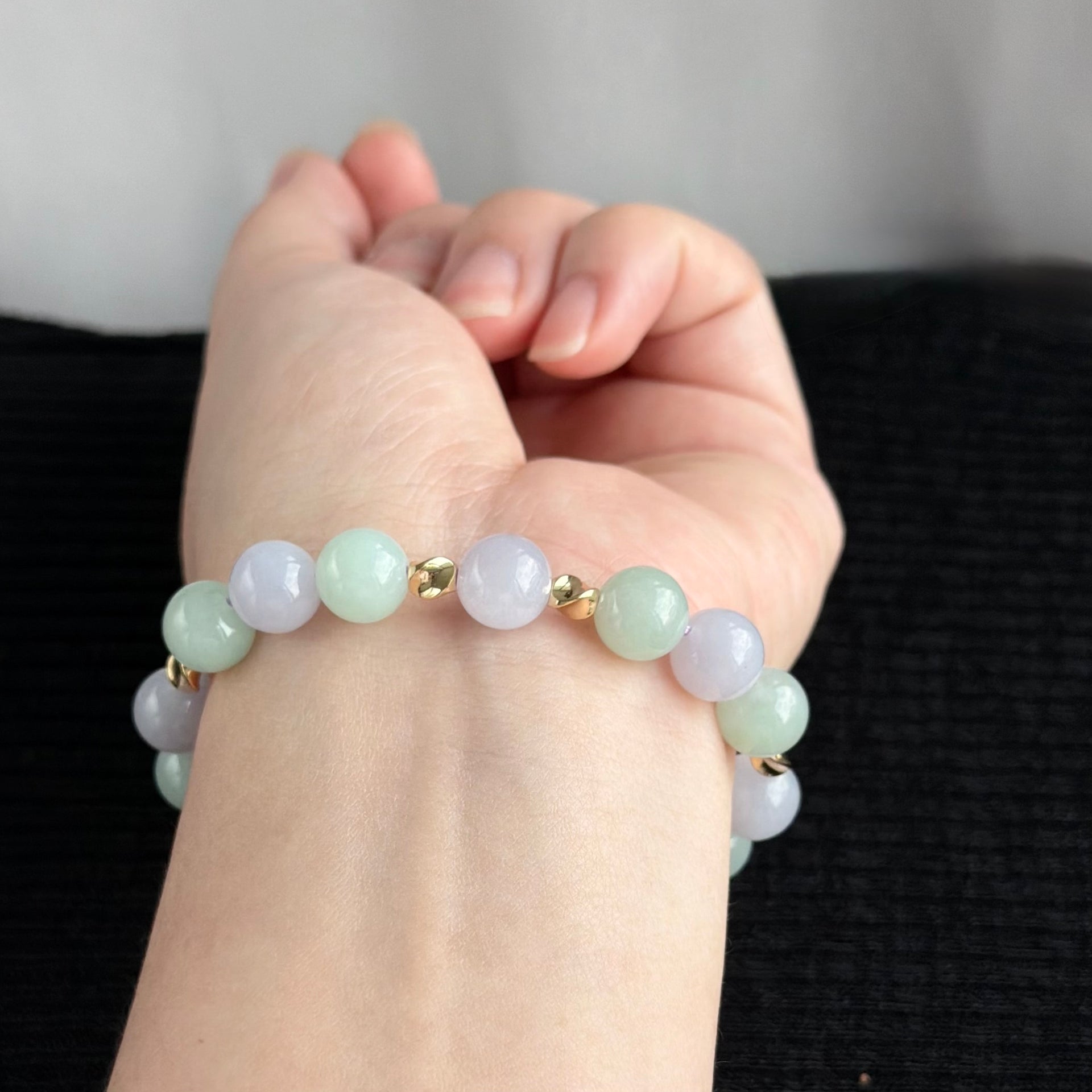 Spring Hush 10mm Jade Bracelet 春静