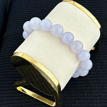 Load image into Gallery viewer, Lavender Frost 12.7mm Jadeite Bracelet 薰光霜影

