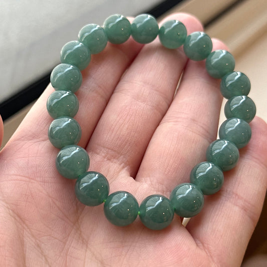 30386 Translucent and Jelly-like Blue Burmese Type A Jade Beaded Bracelet