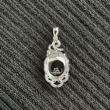 Load image into Gallery viewer, Heart of Spring Jadeite Pendant 春心如玉
