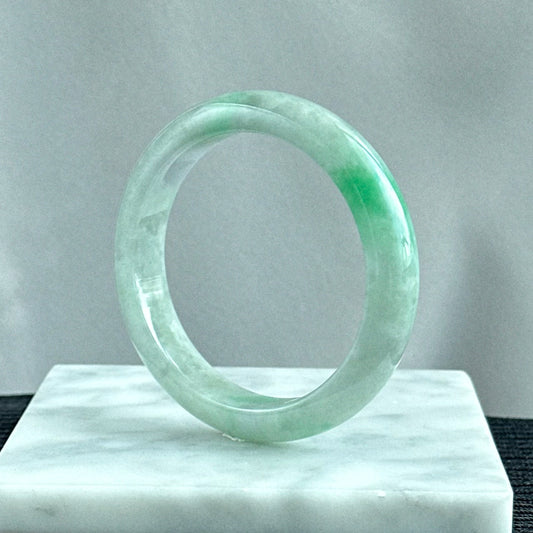 Green Horizon Jadeite Bangle 55.0mm 翠光天际