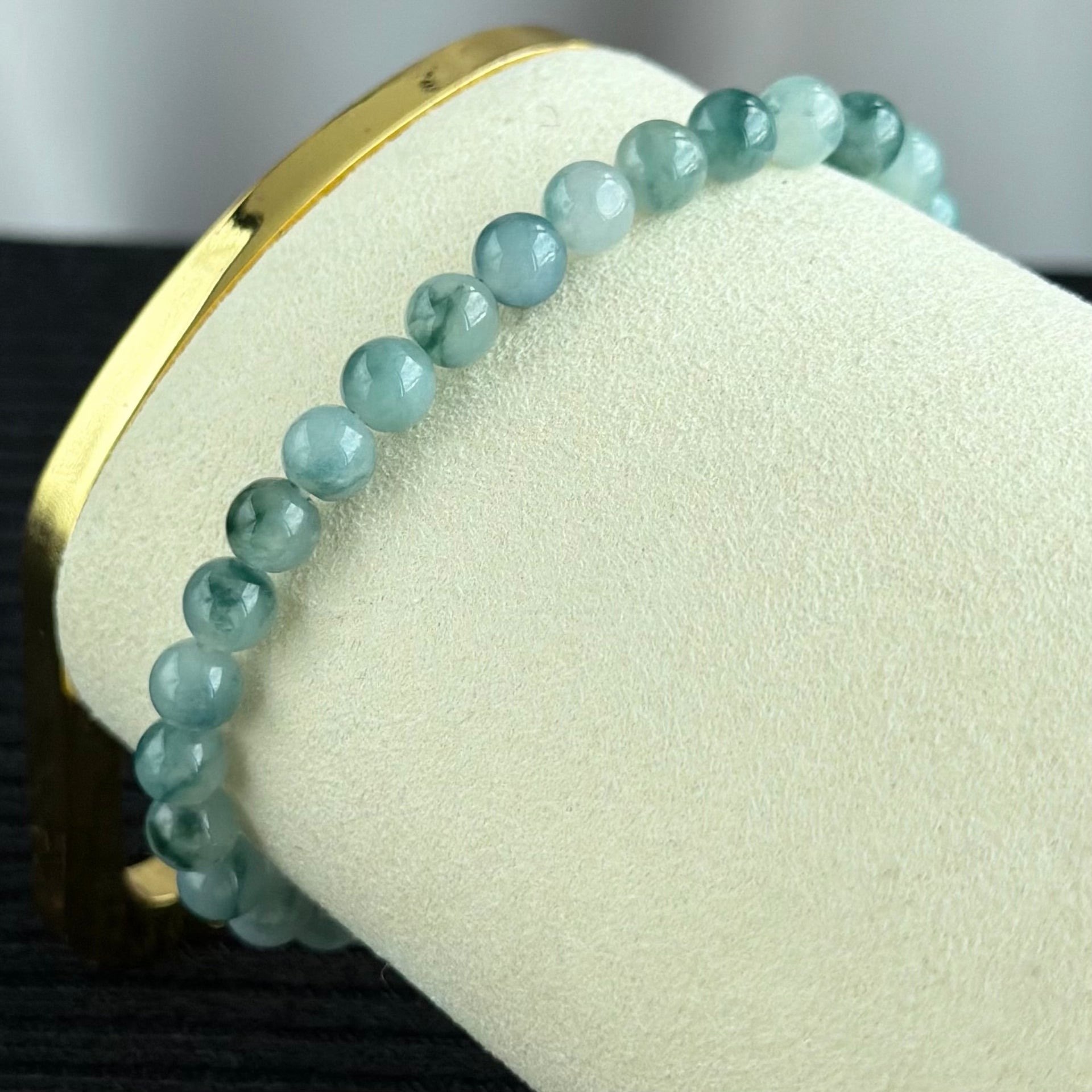 Mosswater Veil 6.0mm Jadeite Bracelet 青苔水纱