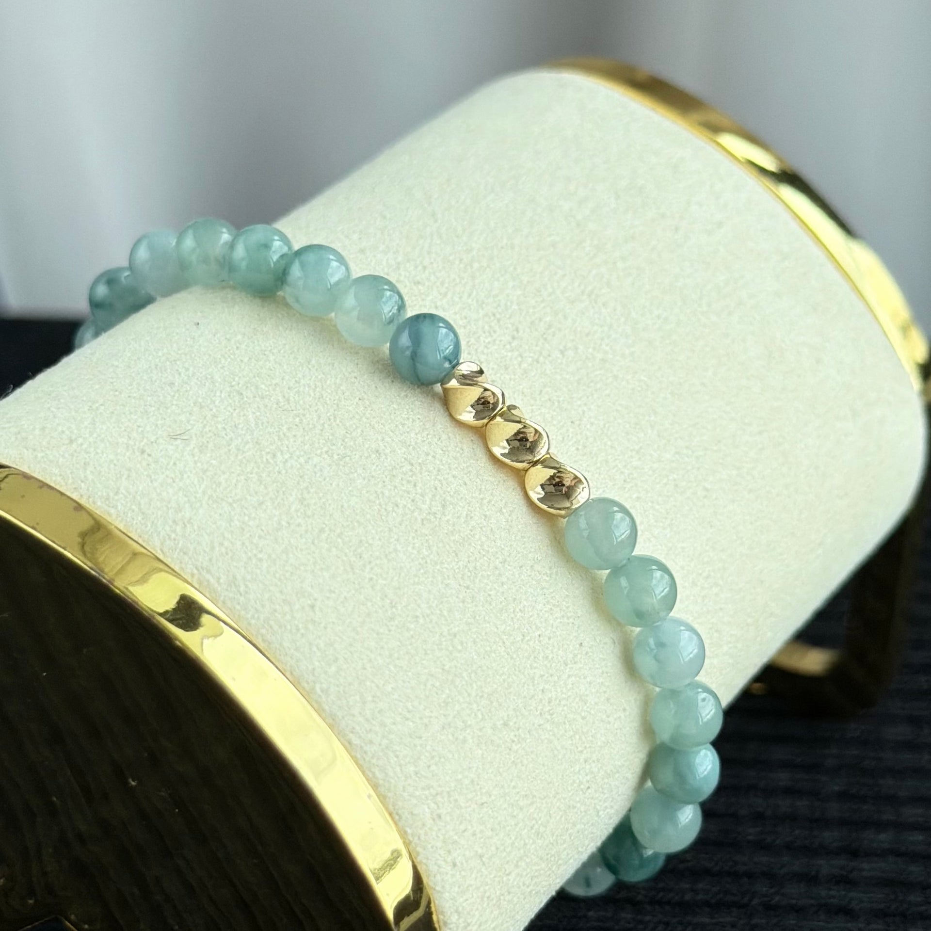 Mosswater Veil 6.0mm Jadeite Bracelet 青苔水纱