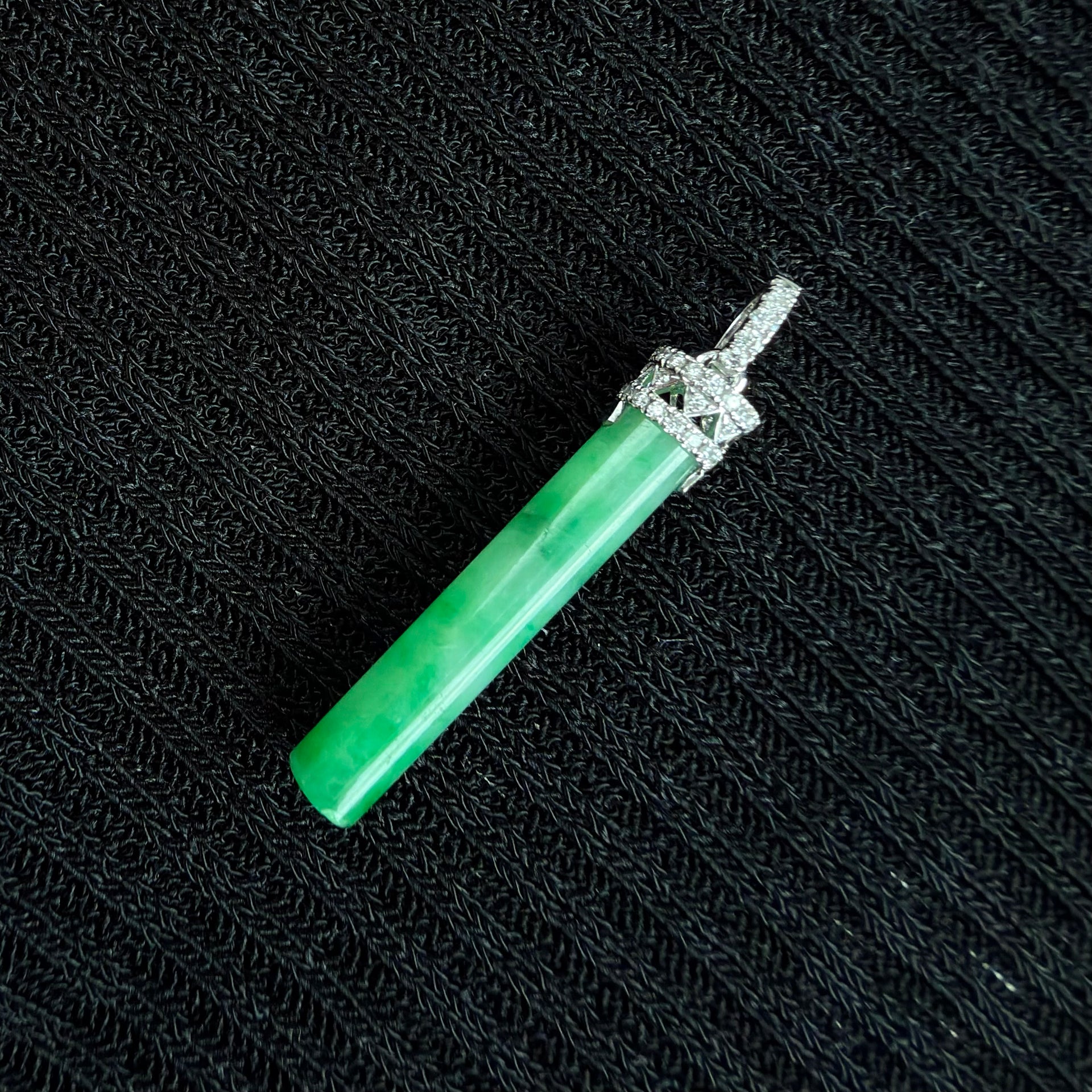 Path of Clarity Jadeite Pendant 澄心之道