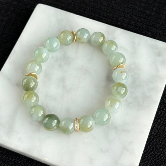 Golden Tea in Celadon 10mm Jade Bracelet 金茶青瓷