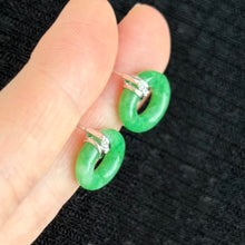 Load image into Gallery viewer, Circle of Grace Jadeite Earrings 圆韵之环
