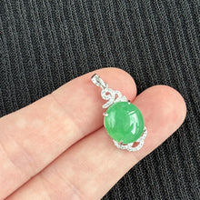 Load image into Gallery viewer, Heart of Spring Jadeite Pendant 春心如玉
