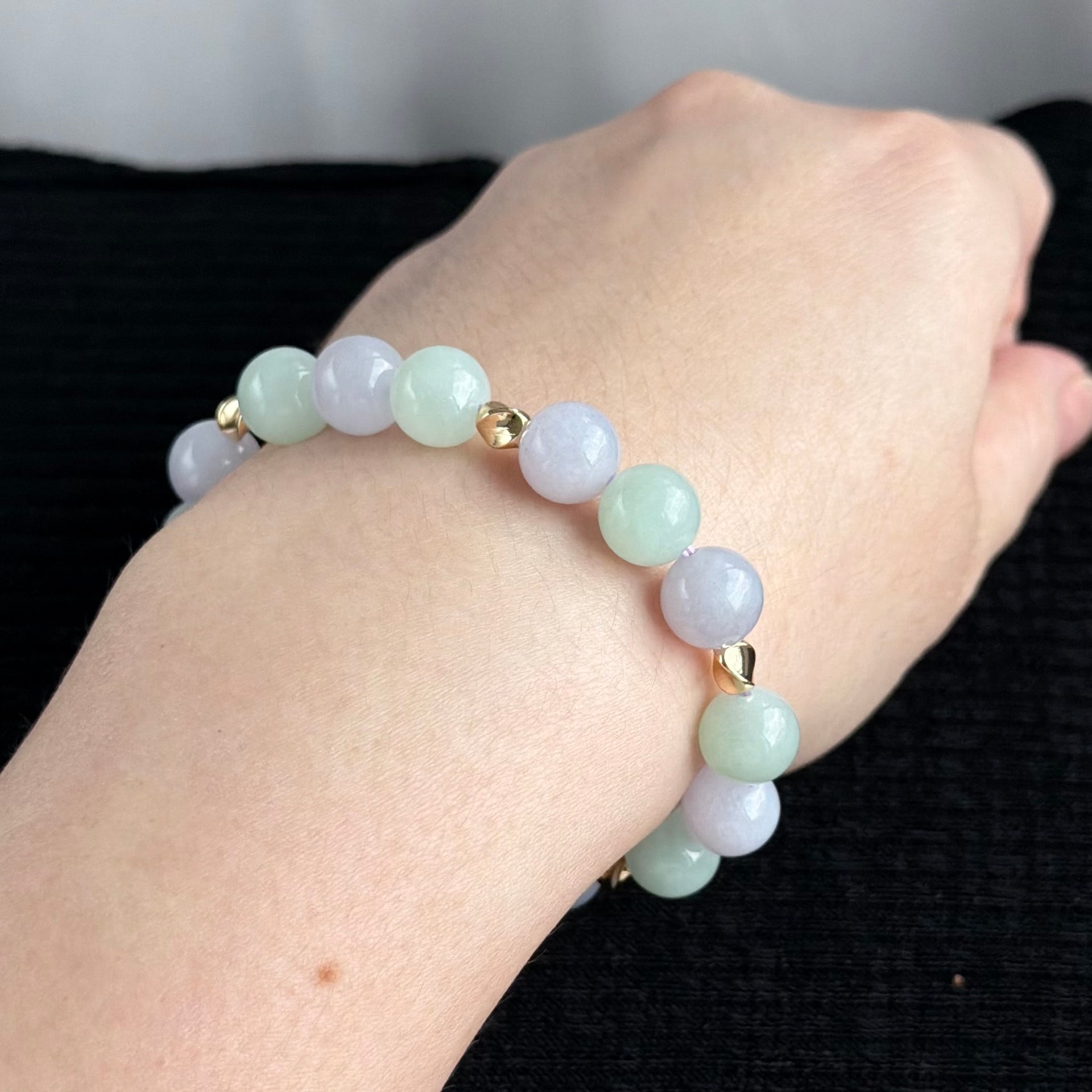 Spring Hush 10mm Jade Bracelet 春静