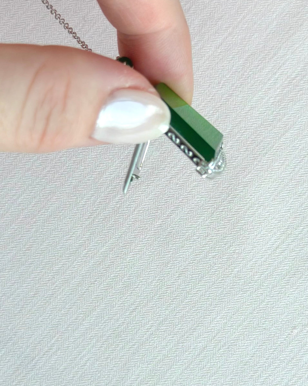 Empress's Emerald Jade Pendant 凤仪华彩 (Preview)