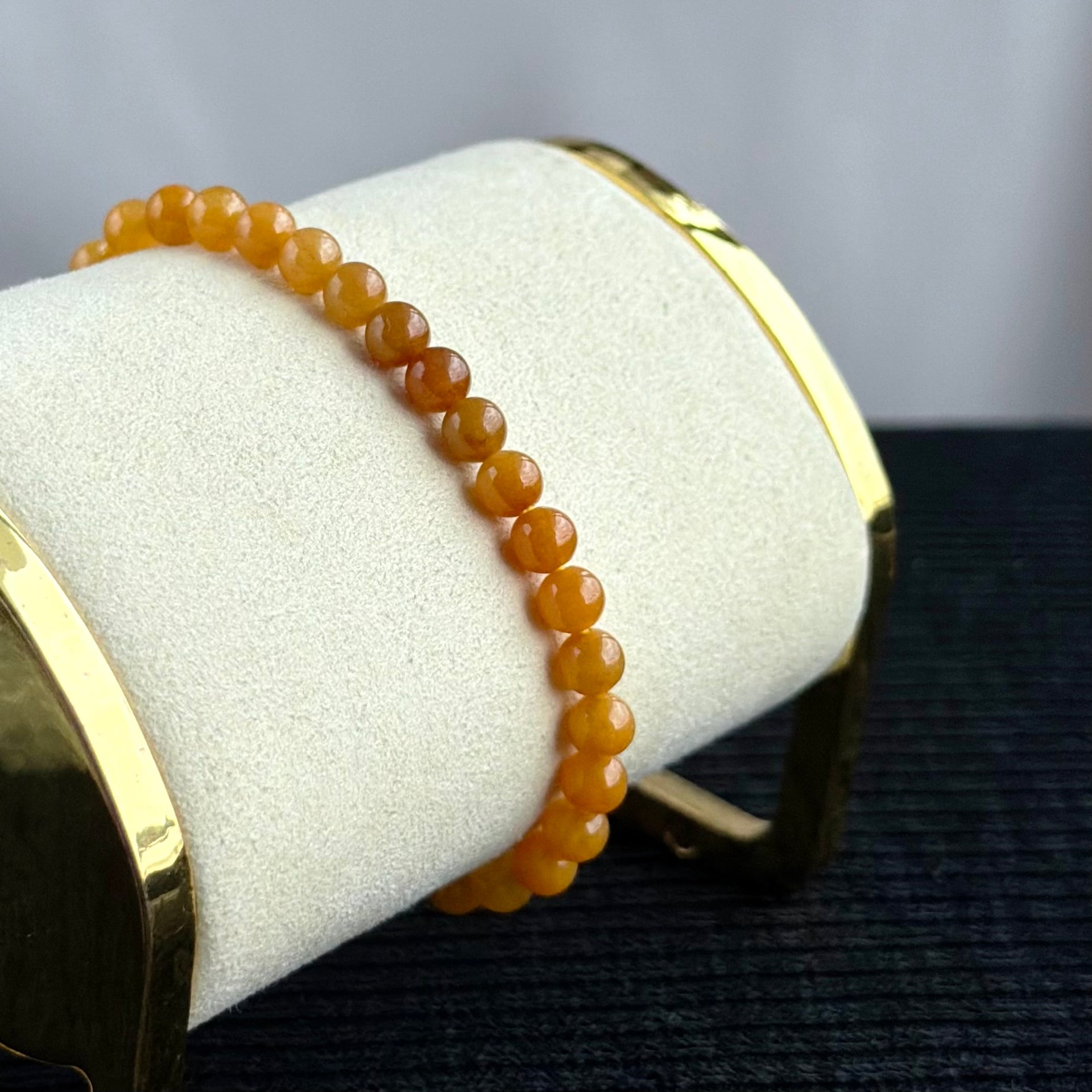 The Sunlit Nectar 5.4mm Jadeite Bracelet 朝阳蜜露