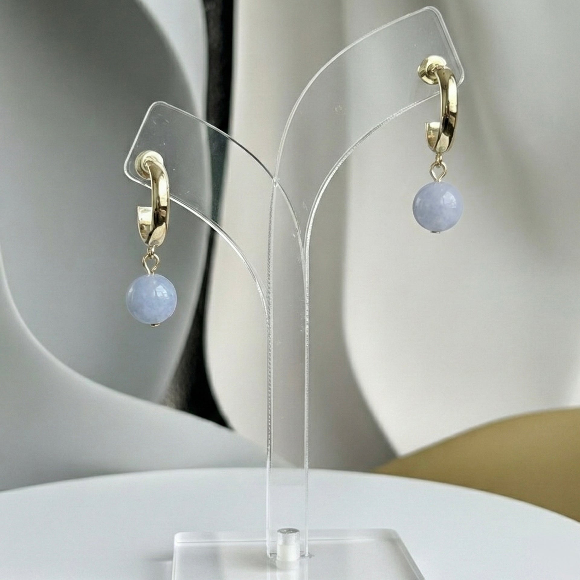 Whispers of Wisteria Jadeite Earrings 藤紫低语